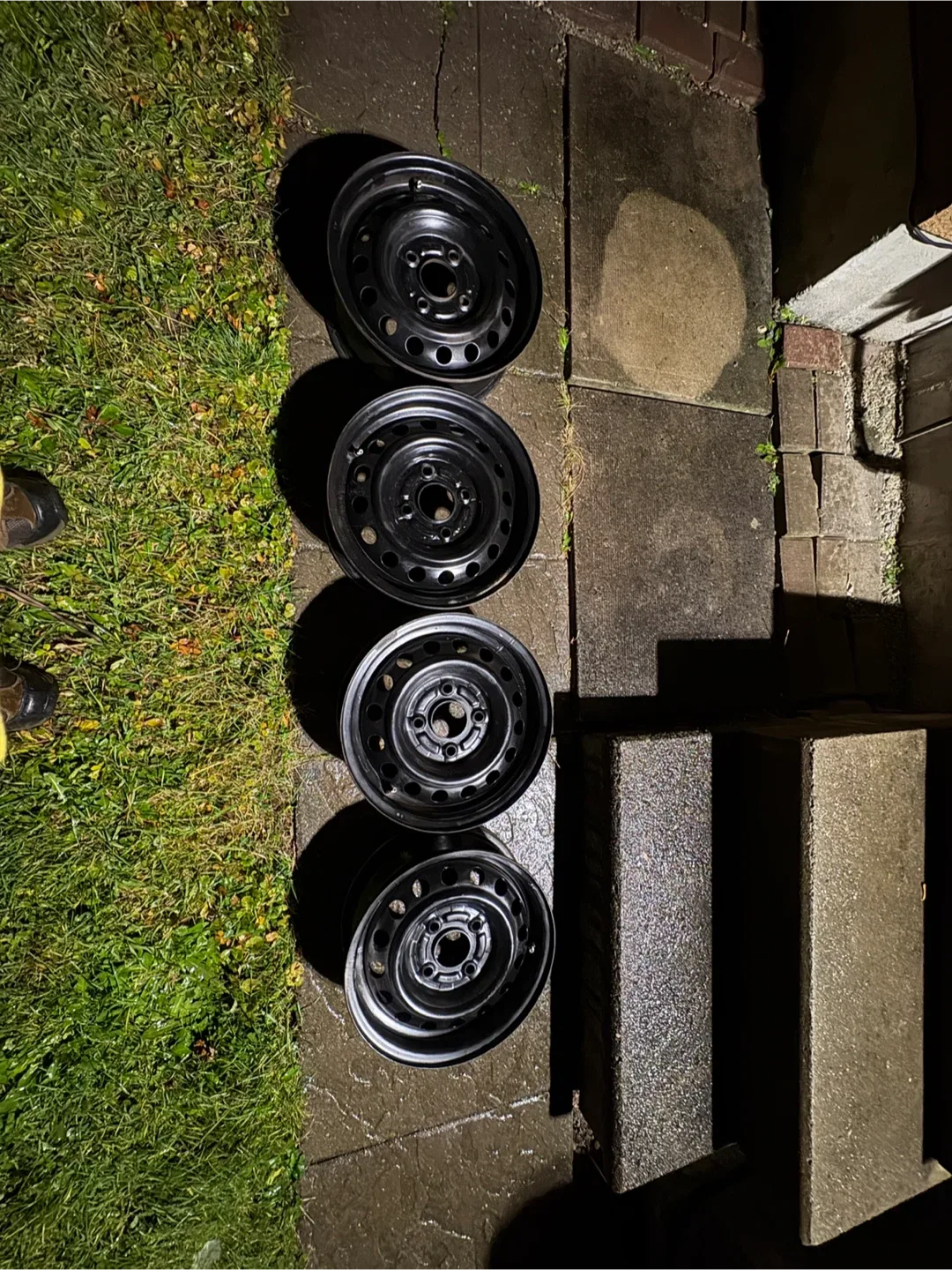 Set of 4 Black Steel Wheels size 14 image indicator(5)