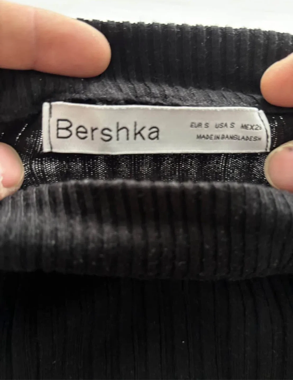 Bershka Black Turtleneck - Size S image indicator(2)