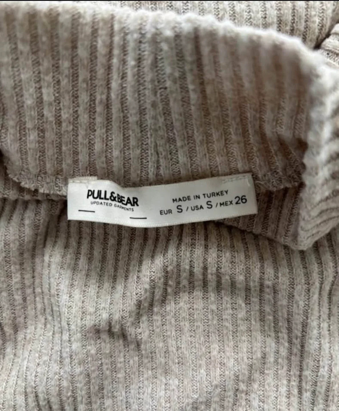 Pull&Bear Turtleneck - Size S image indicator(2)