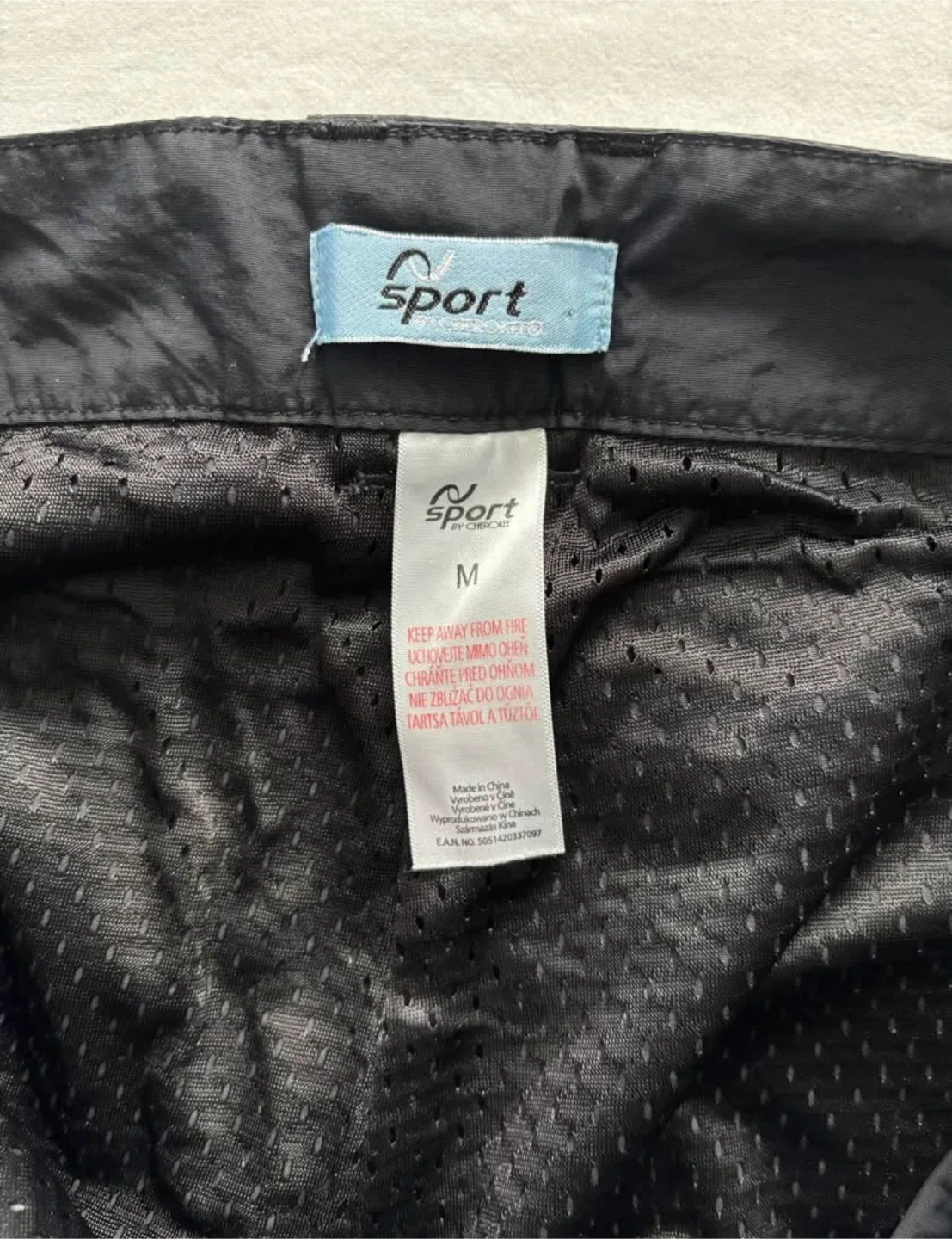 Black Pants image indicator(2)