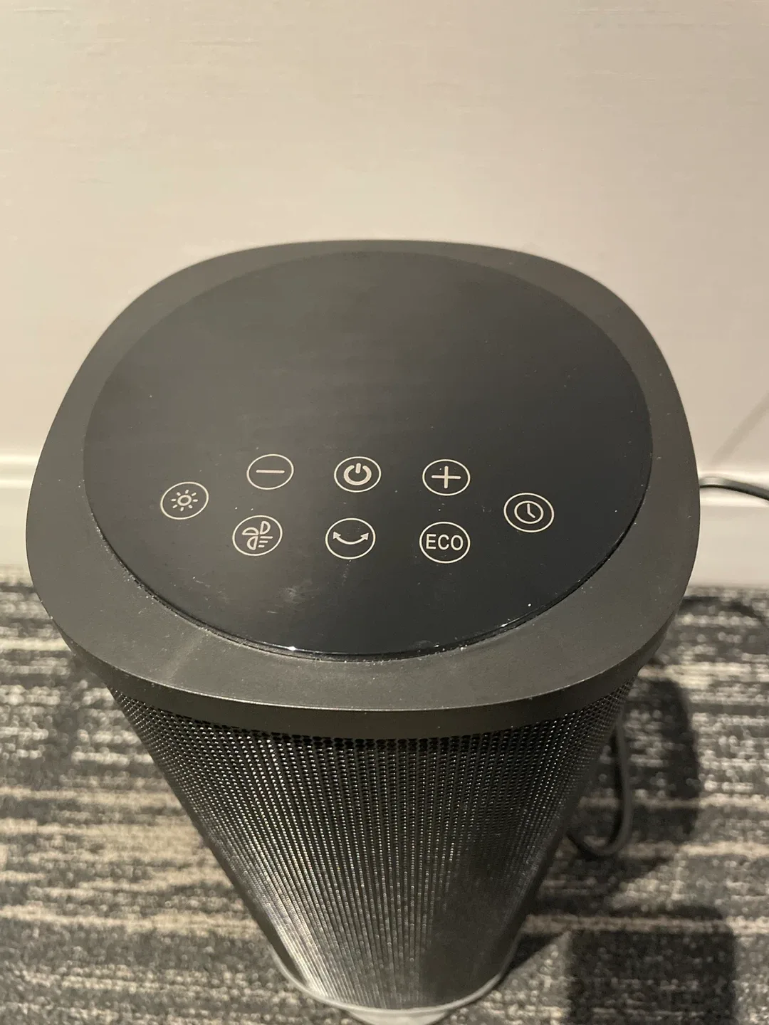 Compact Space Heater - Like New! image indicator(2)