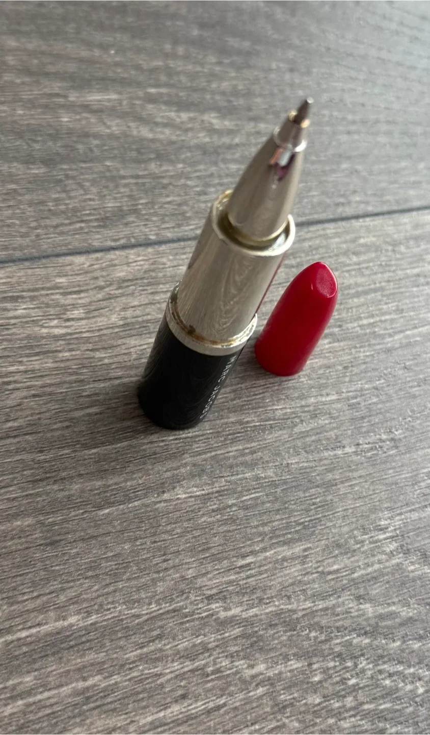 Marc Jacobs Lipstick Pen - Black & Silver image indicator(3)