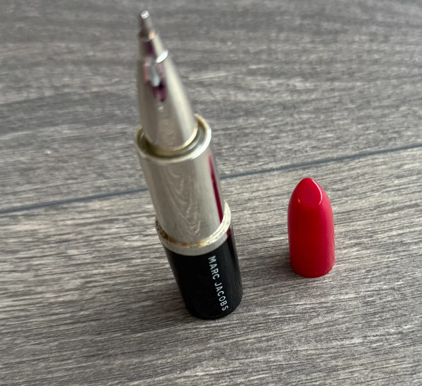 Marc Jacobs Lipstick Pen - Black & Silver image indicator(4)