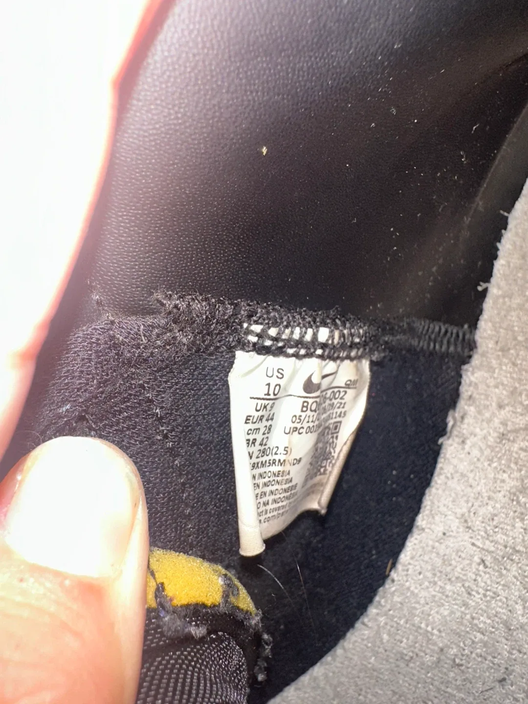 Nike Blazer Mid '77 Black Sneakers - US 10 image indicator(4)