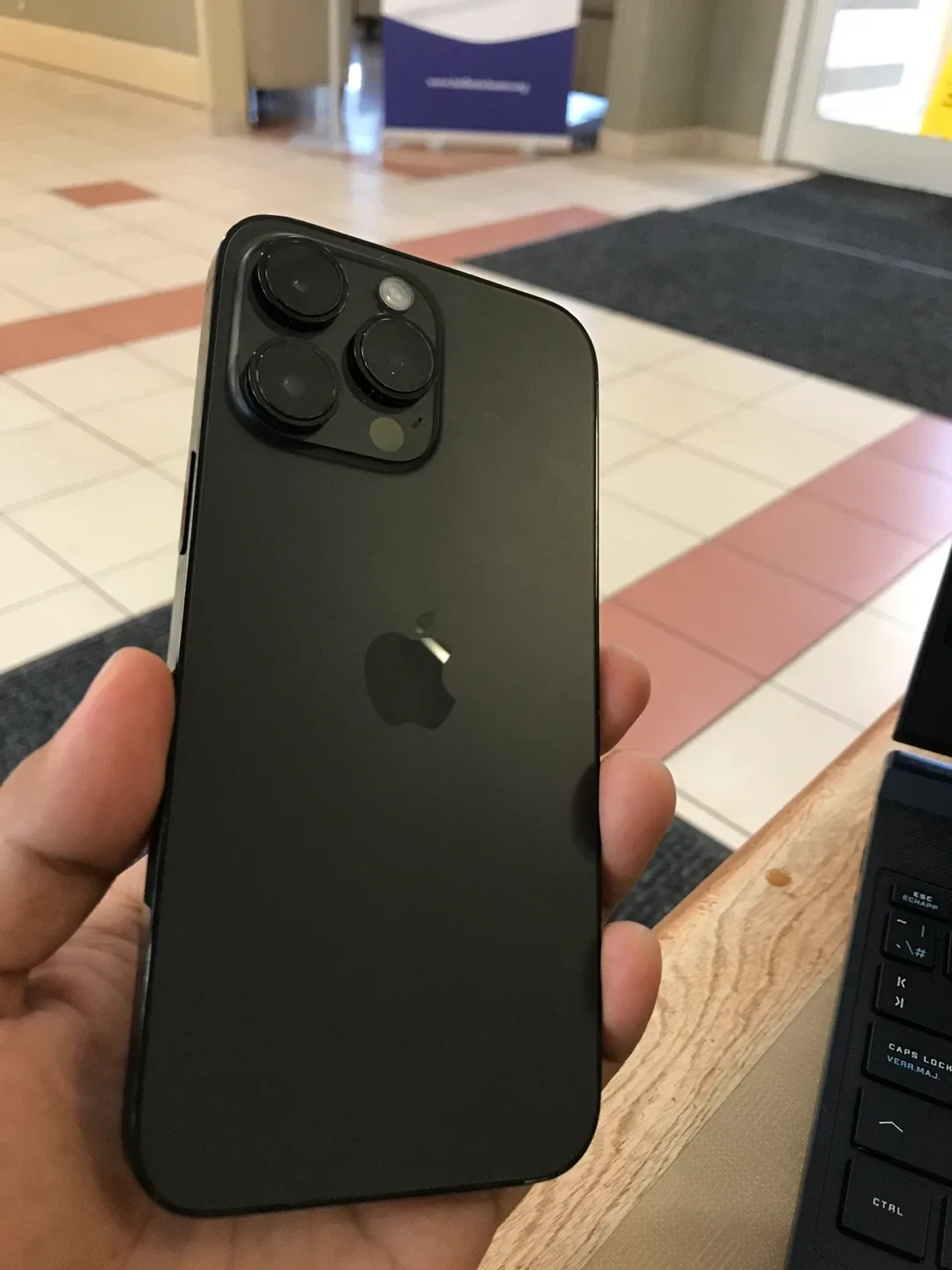 iPhone 14 Pro max- 128 gb- Black image indicator(2)