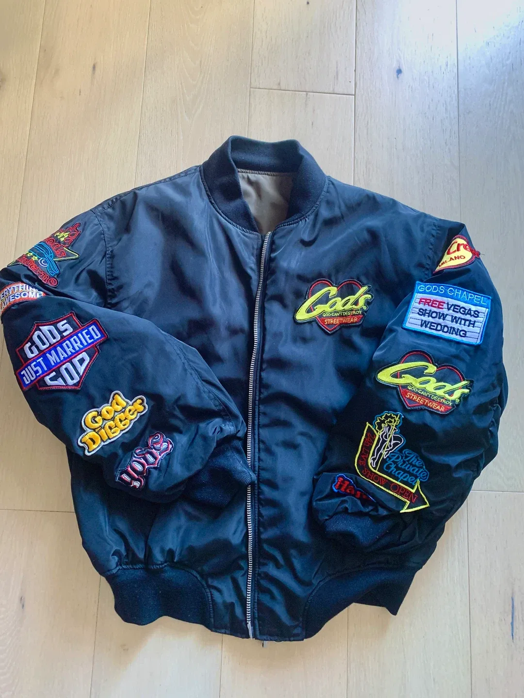 Two-sided wearable pilots style bomber jacket image indicator(4)