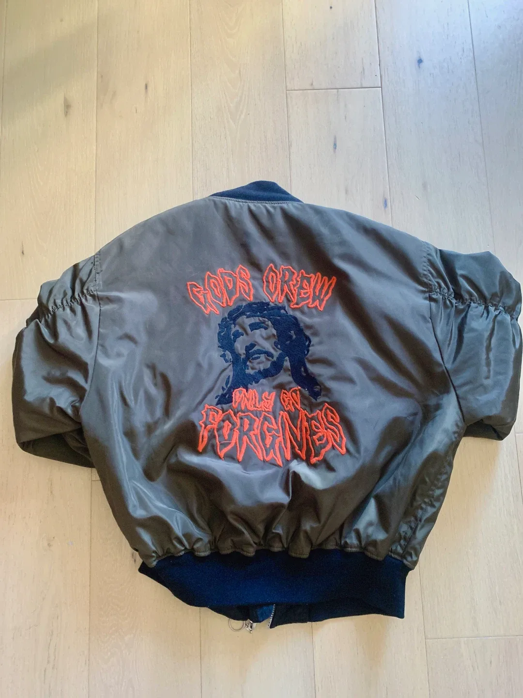 Two-sided wearable pilots style bomber jacket image indicator(3)