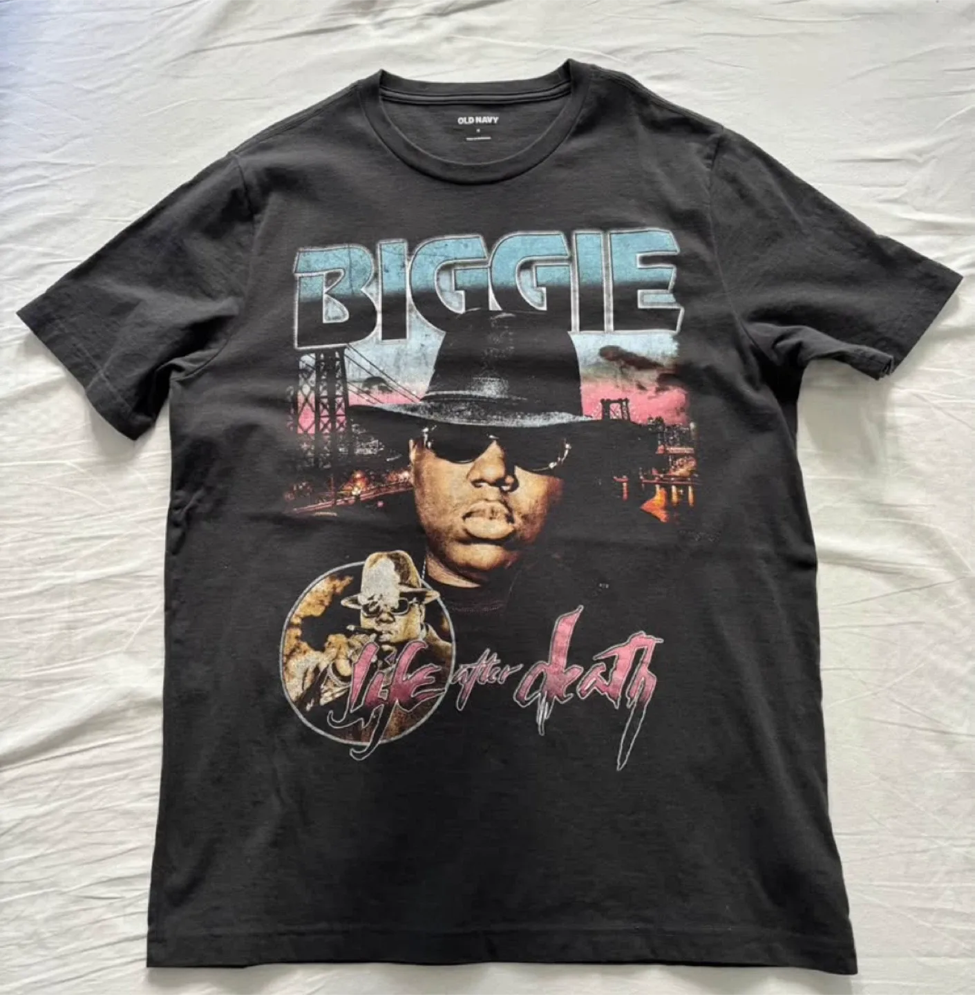Old Navy Biggie T-Shirt - Size M