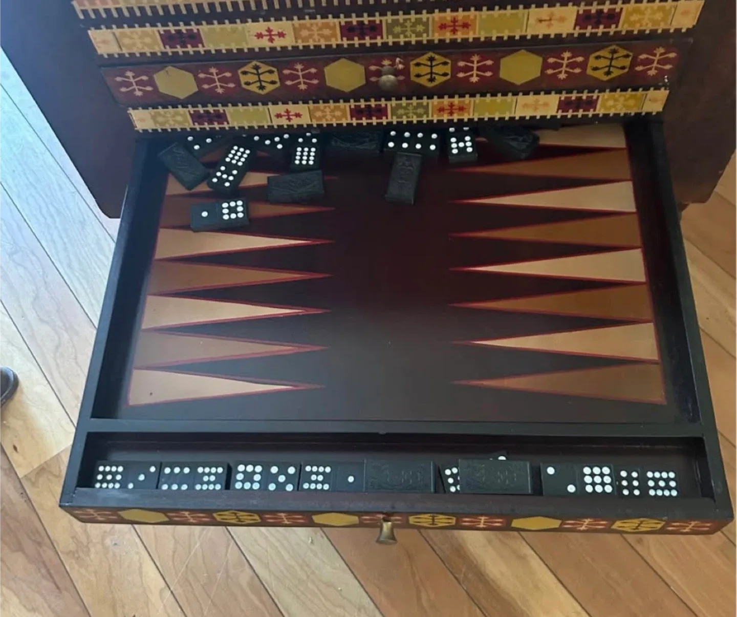 Vintage Games Table image indicator(2)