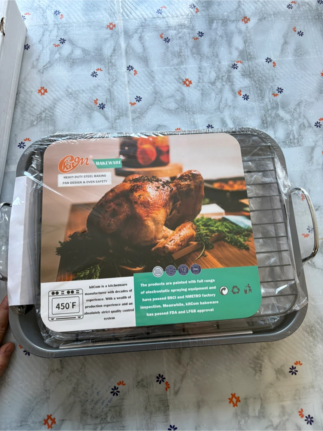 Kitcom Nonstick Roasting Pan with Rack – Gray (Brand New) - photo 4