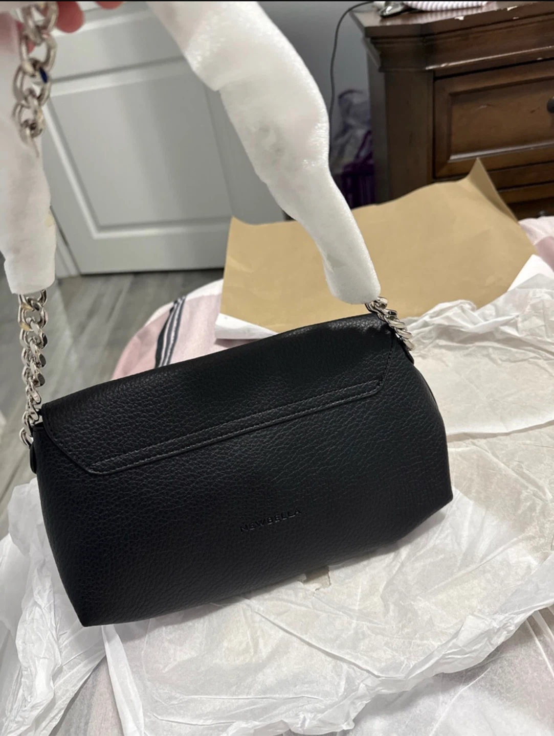 Newbella Black Leather Handbag - New with Tags - photo 4