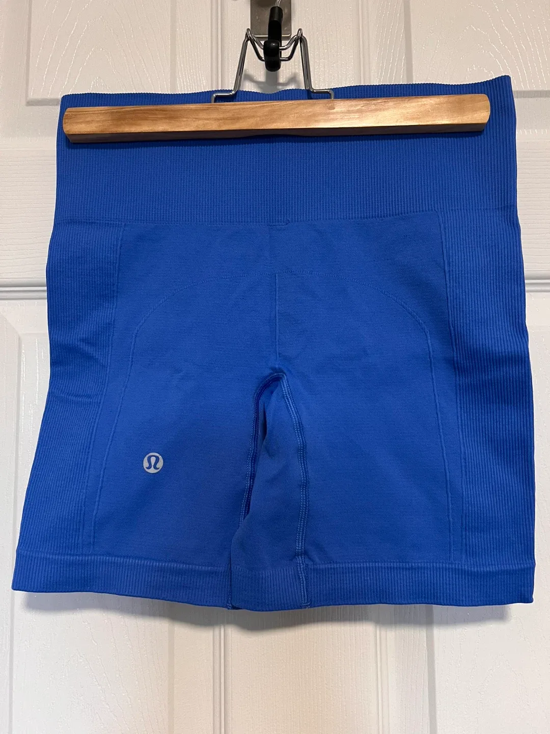 EUC Lululemon Sculpt Short 4 image indicator(2)