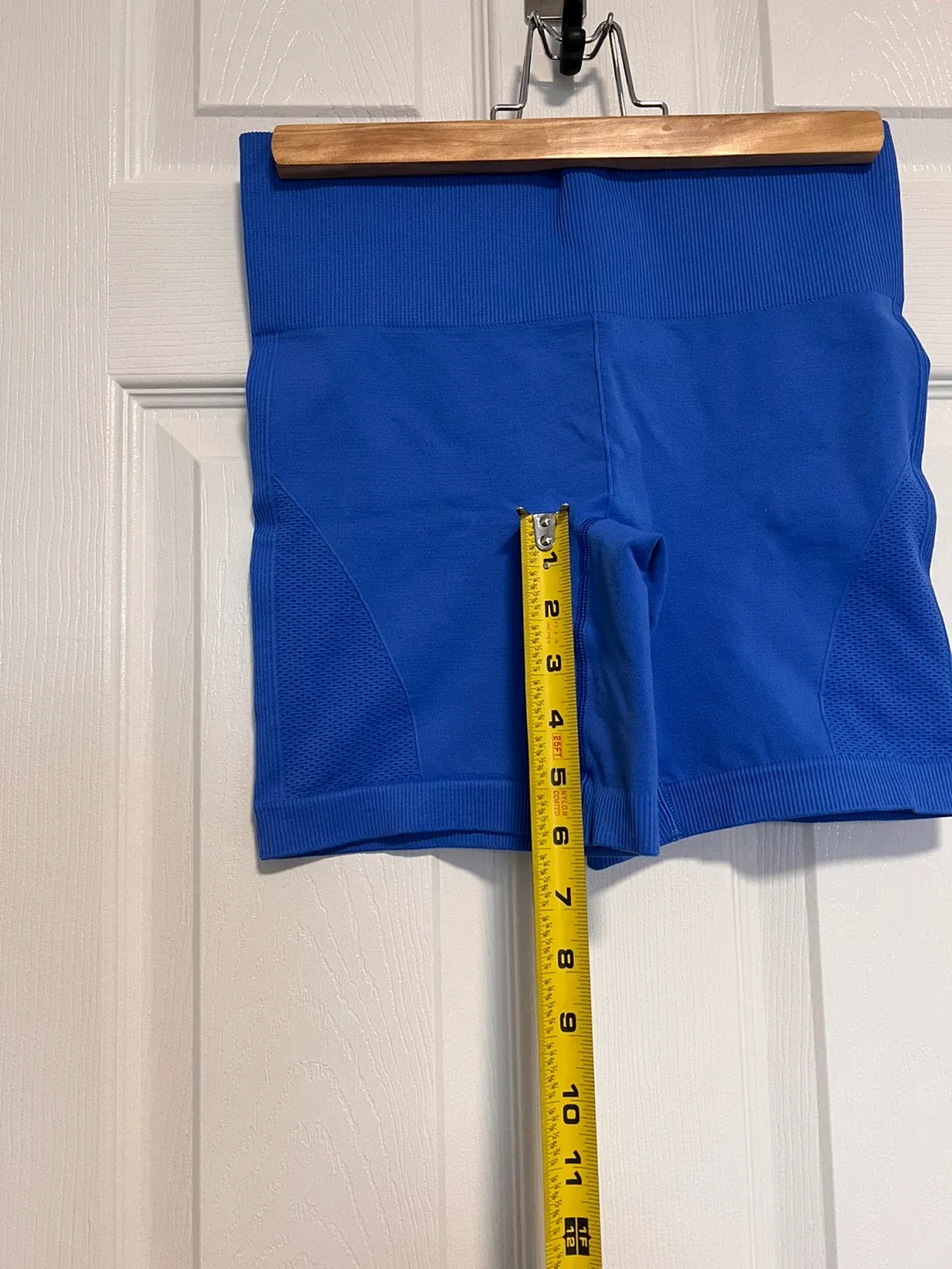 EUC Lululemon Sculpt Short 4 image indicator(4)
