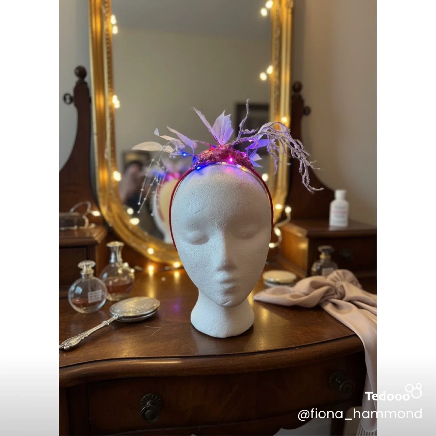 Fantasy Winter Headband with lights image indicator(3)