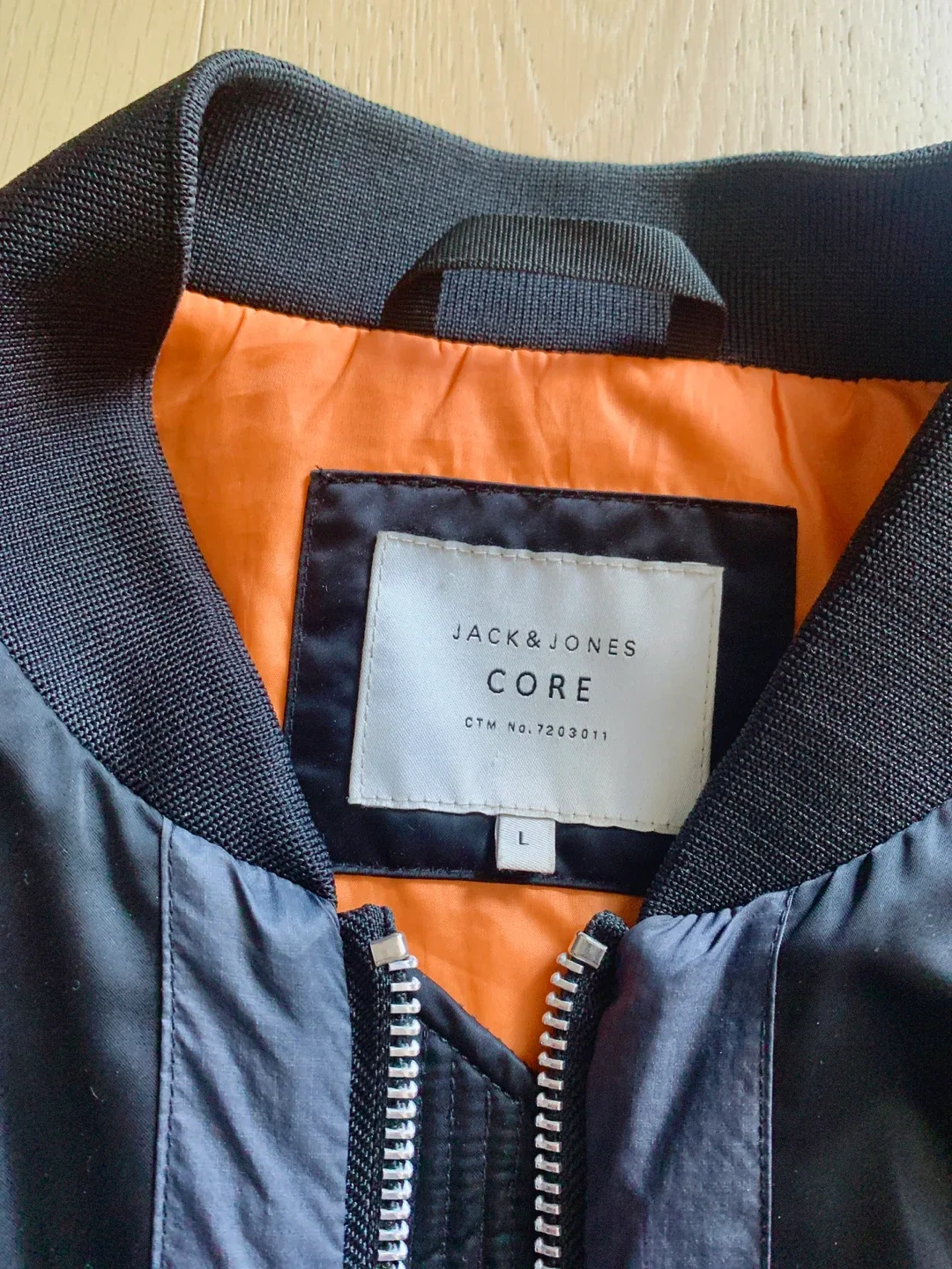 Jack & Jones Core Black Bomber Jacket - Size L image indicator(2)