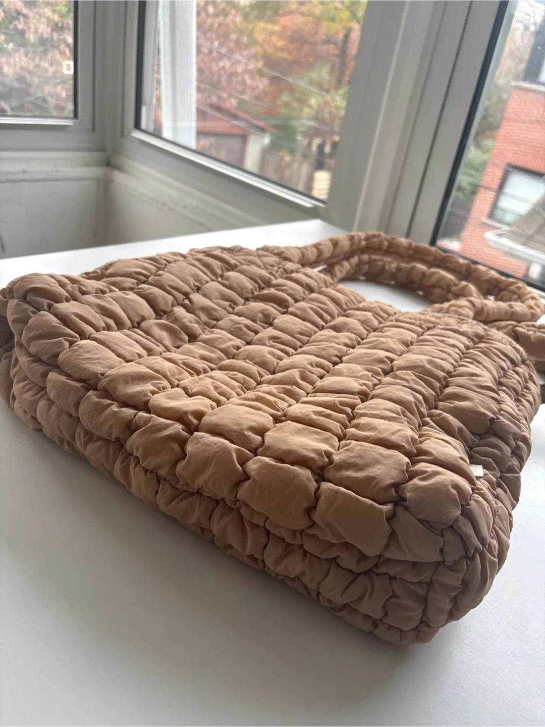 Sasz Me Quilted Tote Bag - Beige image indicator(4)