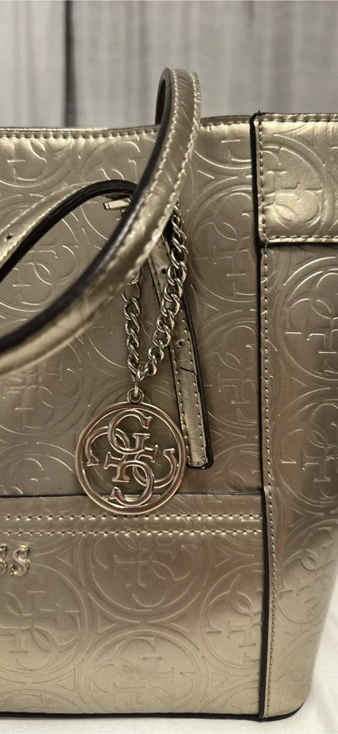 Guess Tote Bag - Metallic image indicator(2)