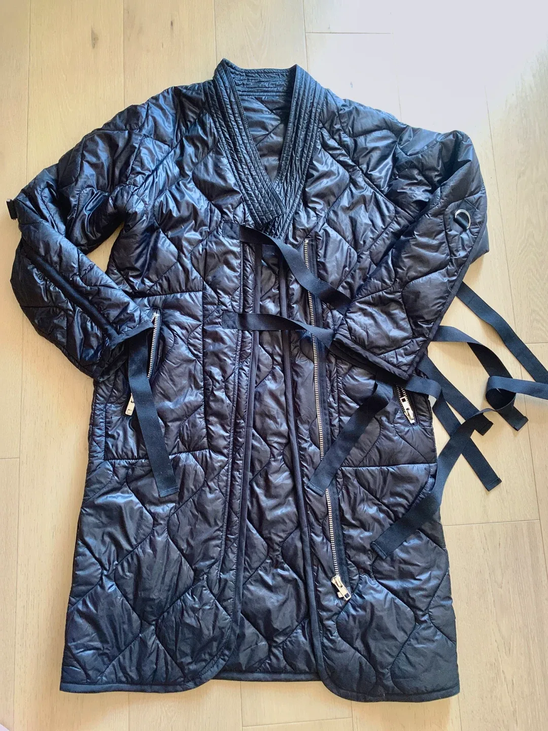 Black Quilted Coat Size M thumbnail