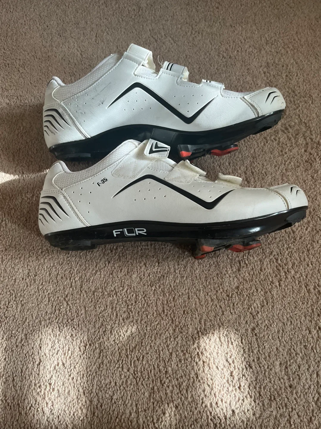 FLR F-35 White Cycling Shoes size 13 image indicator(4)