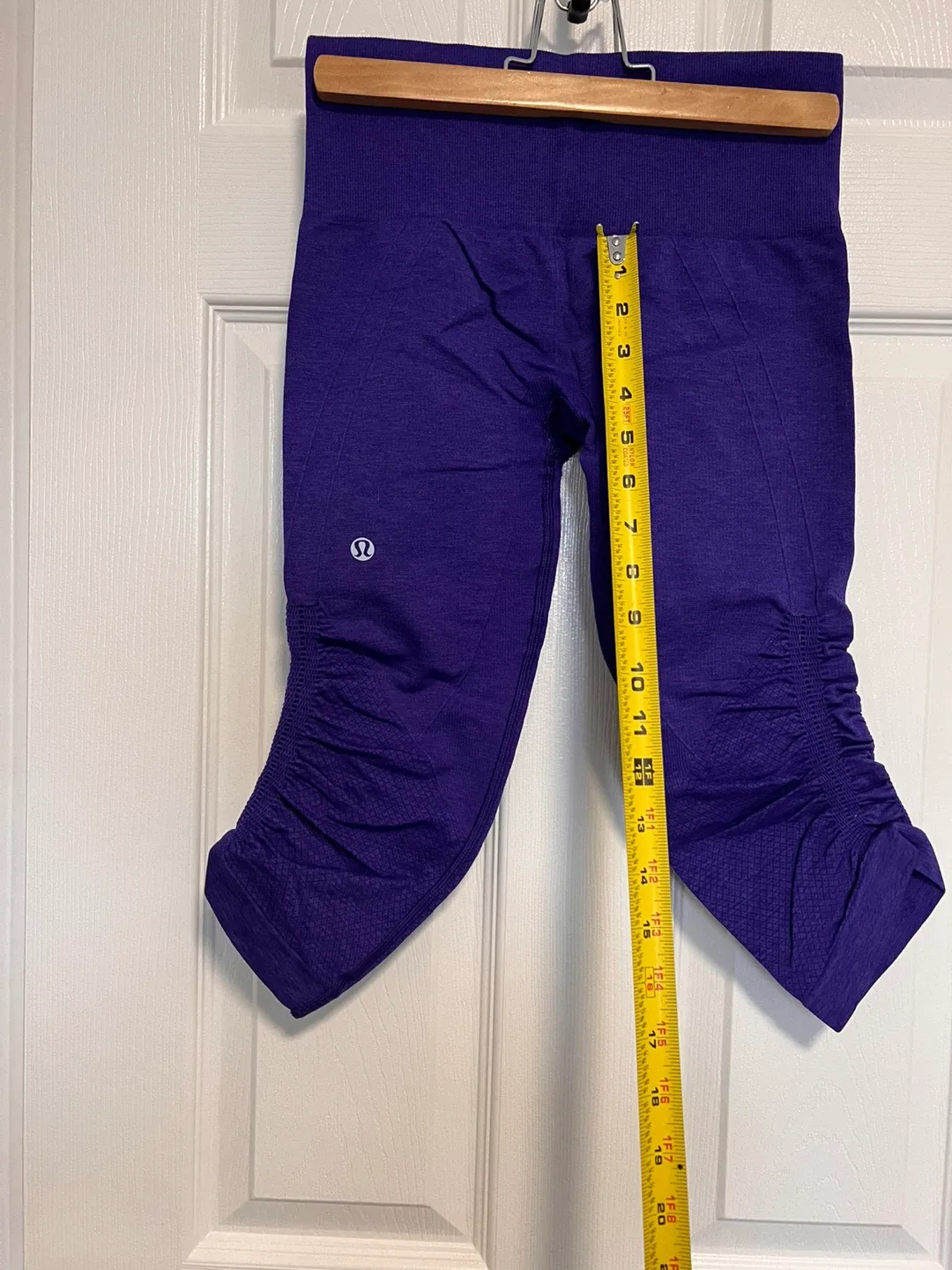 EUC Lululemon In The Flow Crop II 4 image indicator(5)