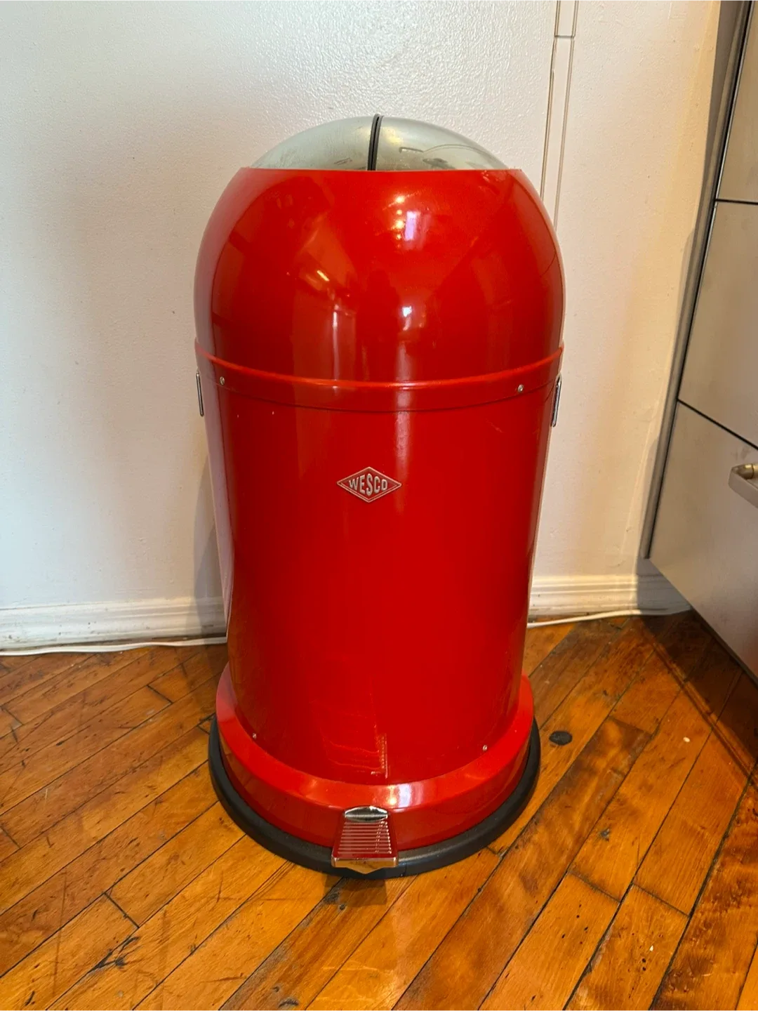 Wesco Kickmaster Trash Can - Red