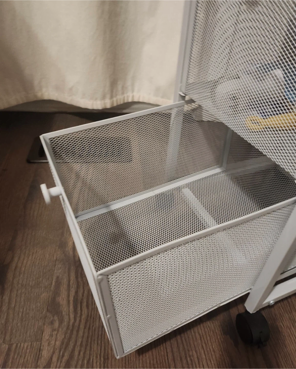 White Mesh Rolling Cart - photo 2