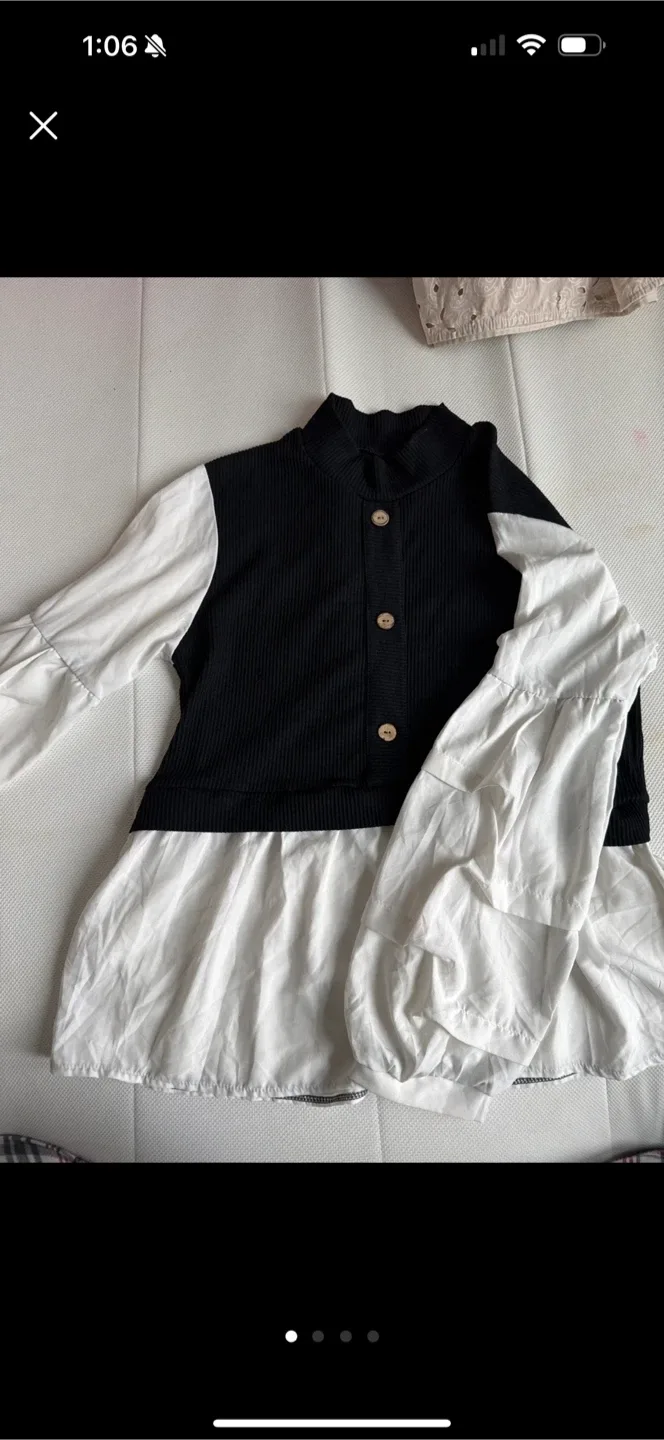 Black & White Button-Up Top image indicator(3)