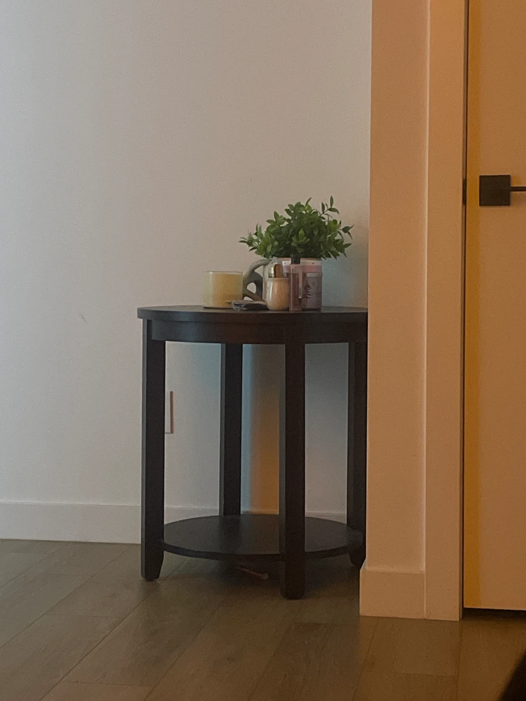 Round Side Table - Black