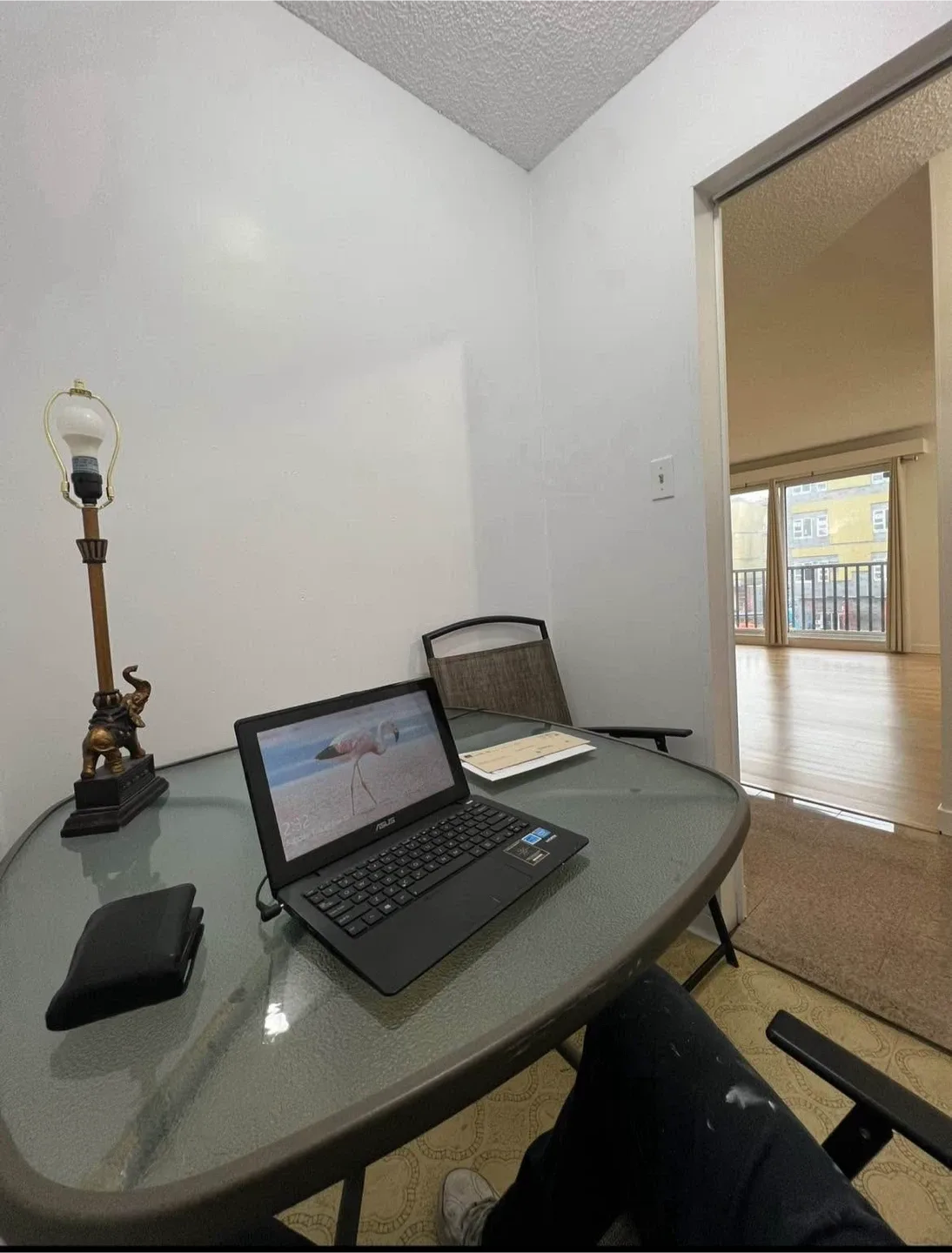 Large 985 sg.ft 2 BDR, 1 BATH Apartment Across TNT Guildford image indicator(6)