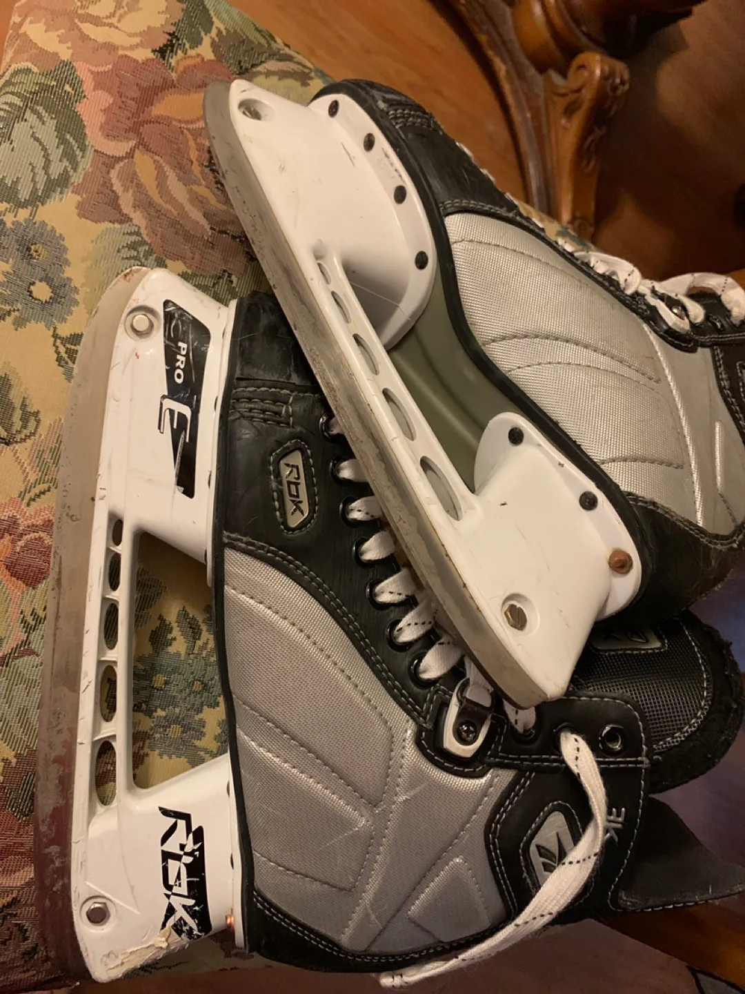 RBK Hockey Skates - Size 6.5 US image indicator(3)