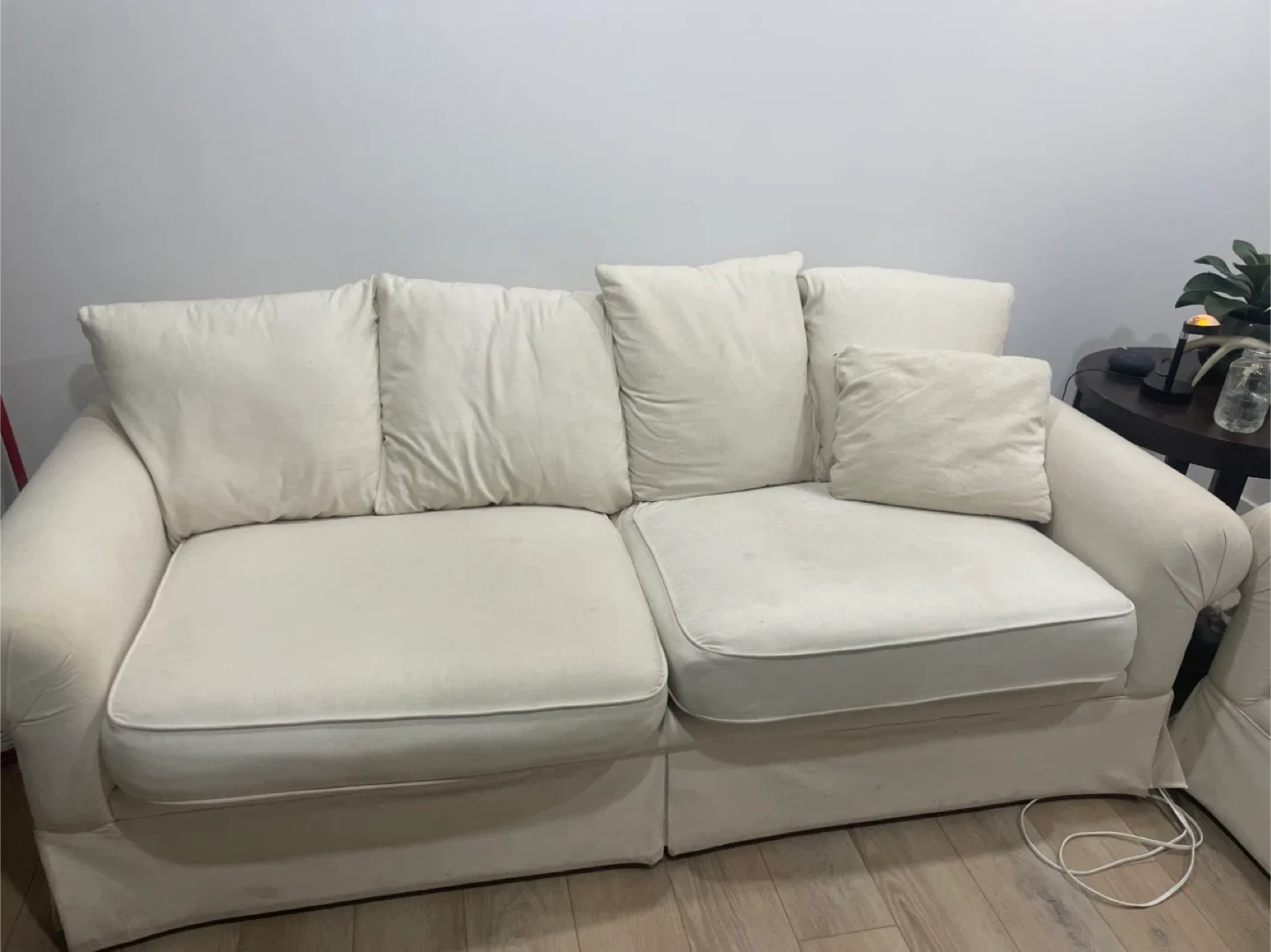 White Sofa and Loveseat Set image indicator(2)