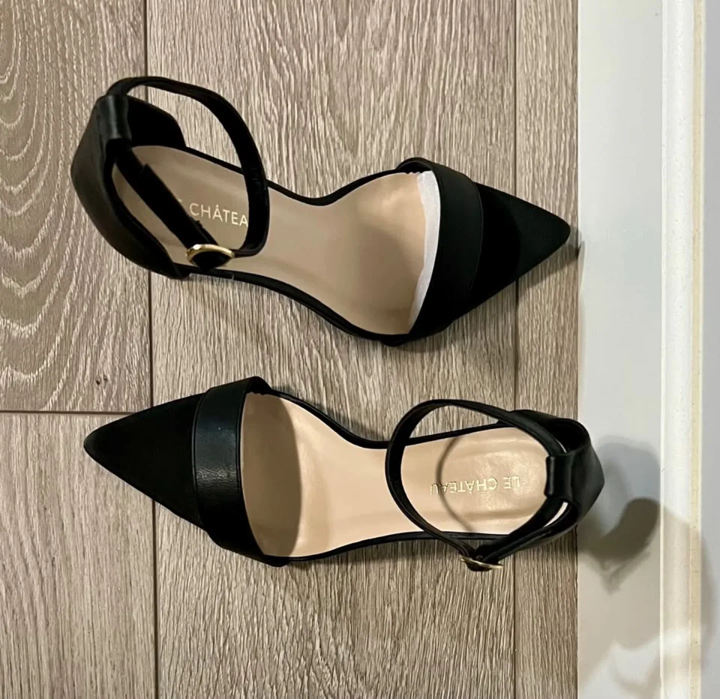 Le Chateau Black Heels - Size 8.5 image indicator(6)