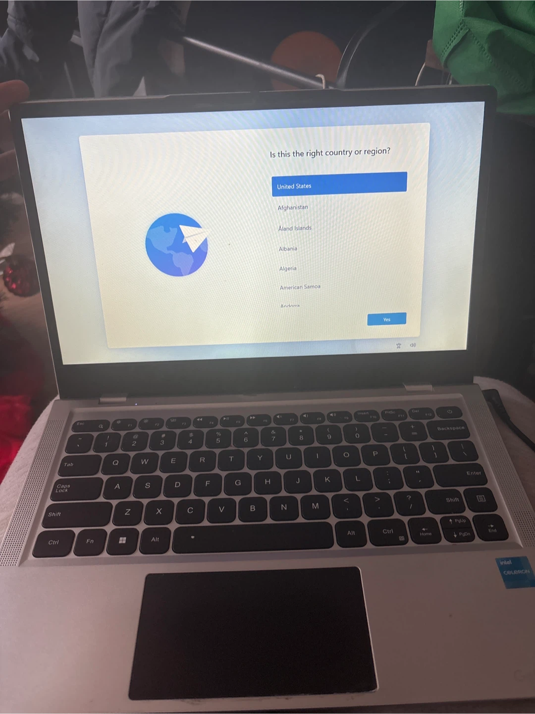 Gateway Laptop - photo 2