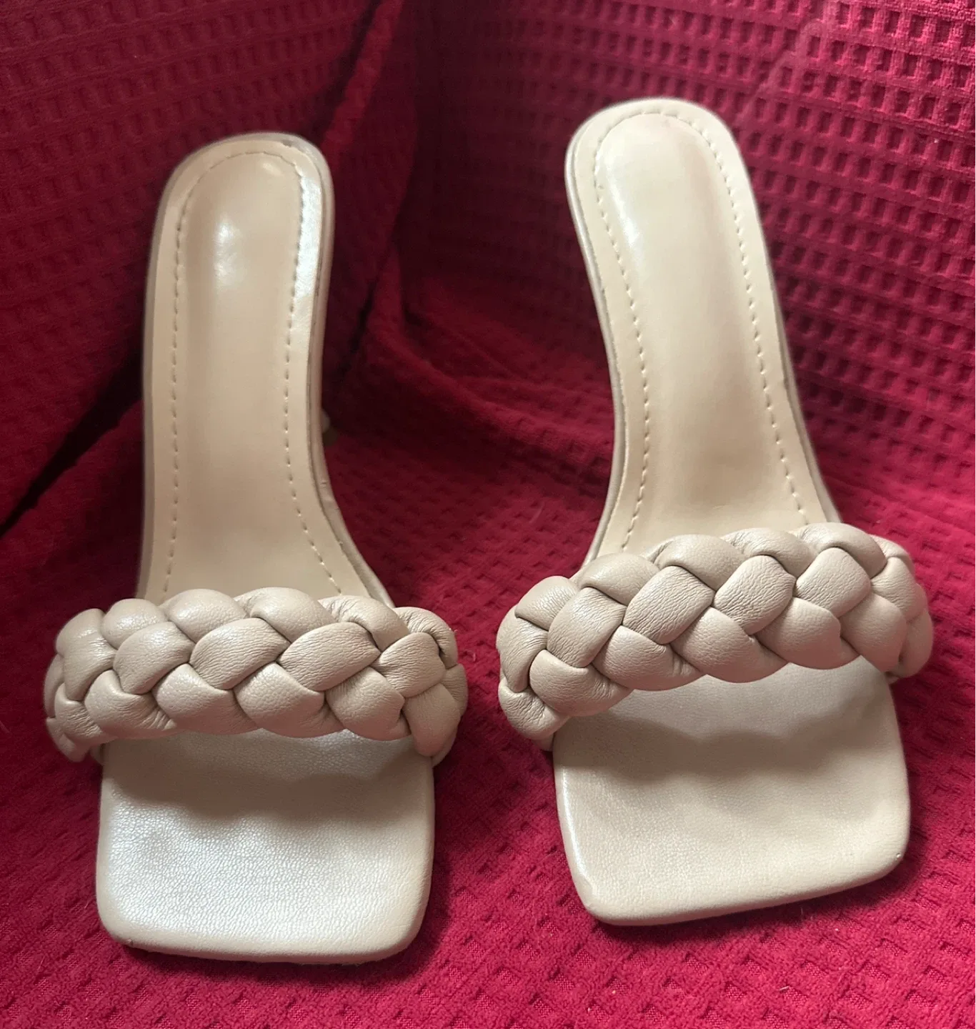 Braided Cream Heels, Size 8 image indicator(2)