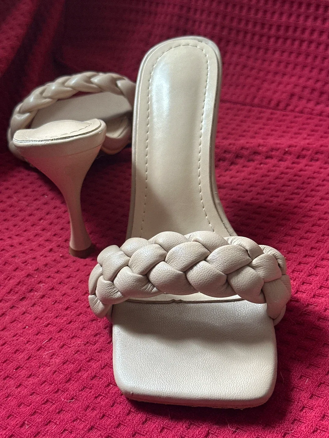 Braided Cream Heels, Size 8 image indicator(6)
