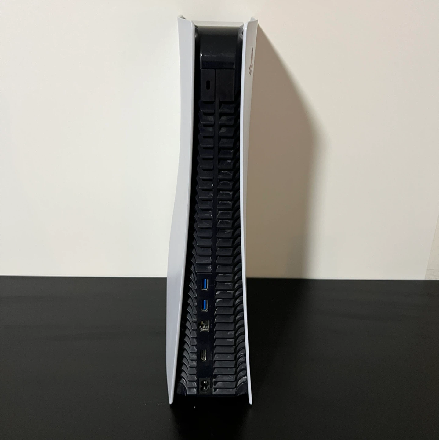 PlayStation 5 Disc Edition Console - photo 3