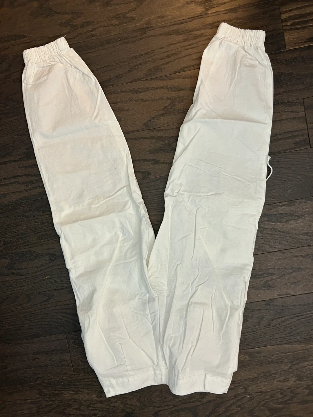 New SHEIN White Pants - Size XS image indicator(3)