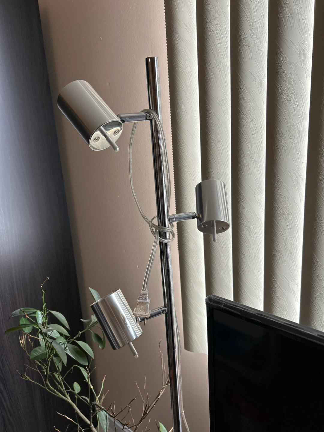Bazz Floor Lamp - Model F14706CH - photo 2
