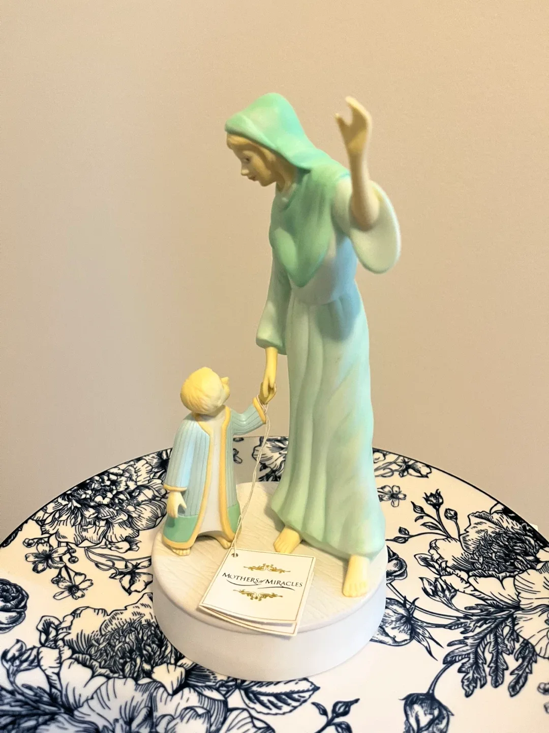 Mothers of Miracles Rachel & Joseph Figurine image indicator(3)