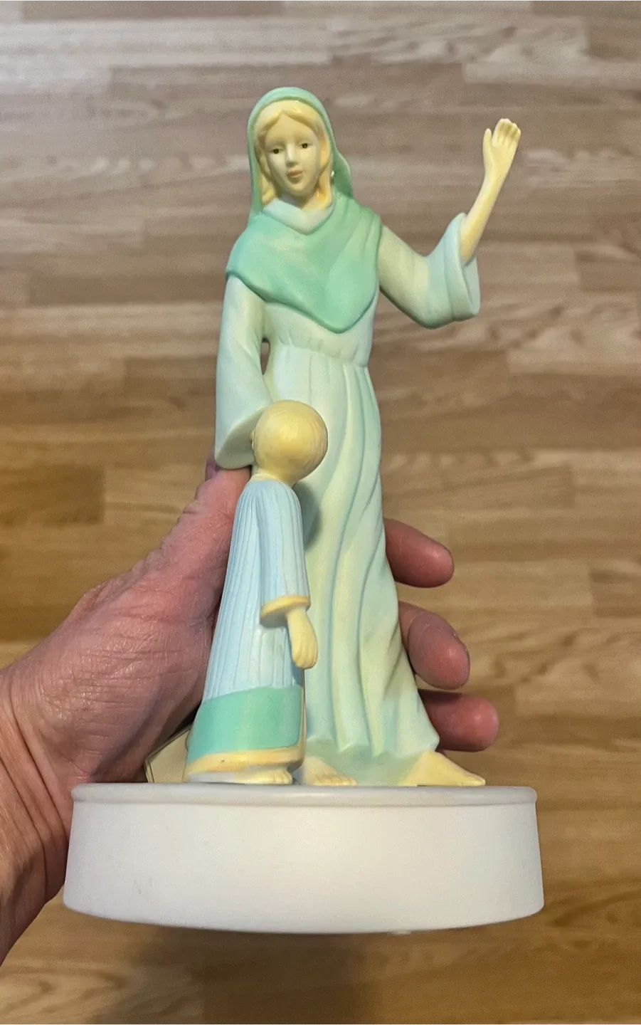 Mothers of Miracles Rachel & Joseph Figurine image indicator(9)