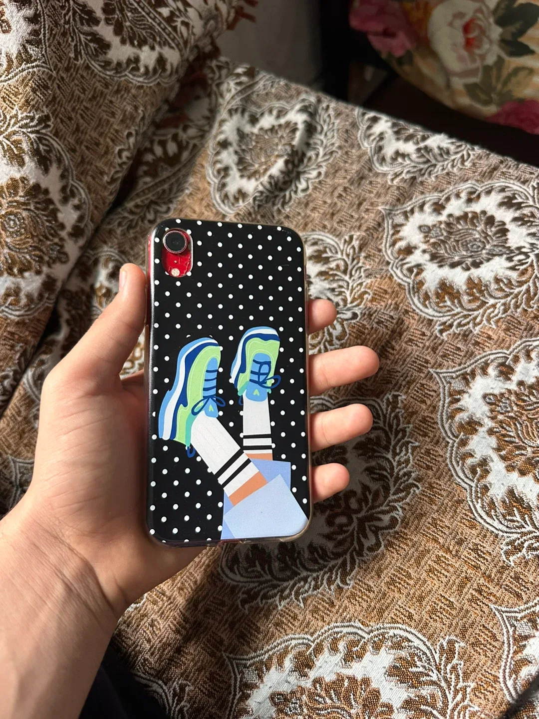 iPhone XR for sale plz sell all images image indicator(3)