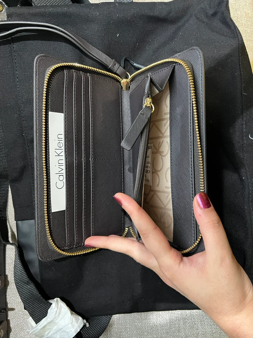 Calvin Klein Wallet image indicator(3)