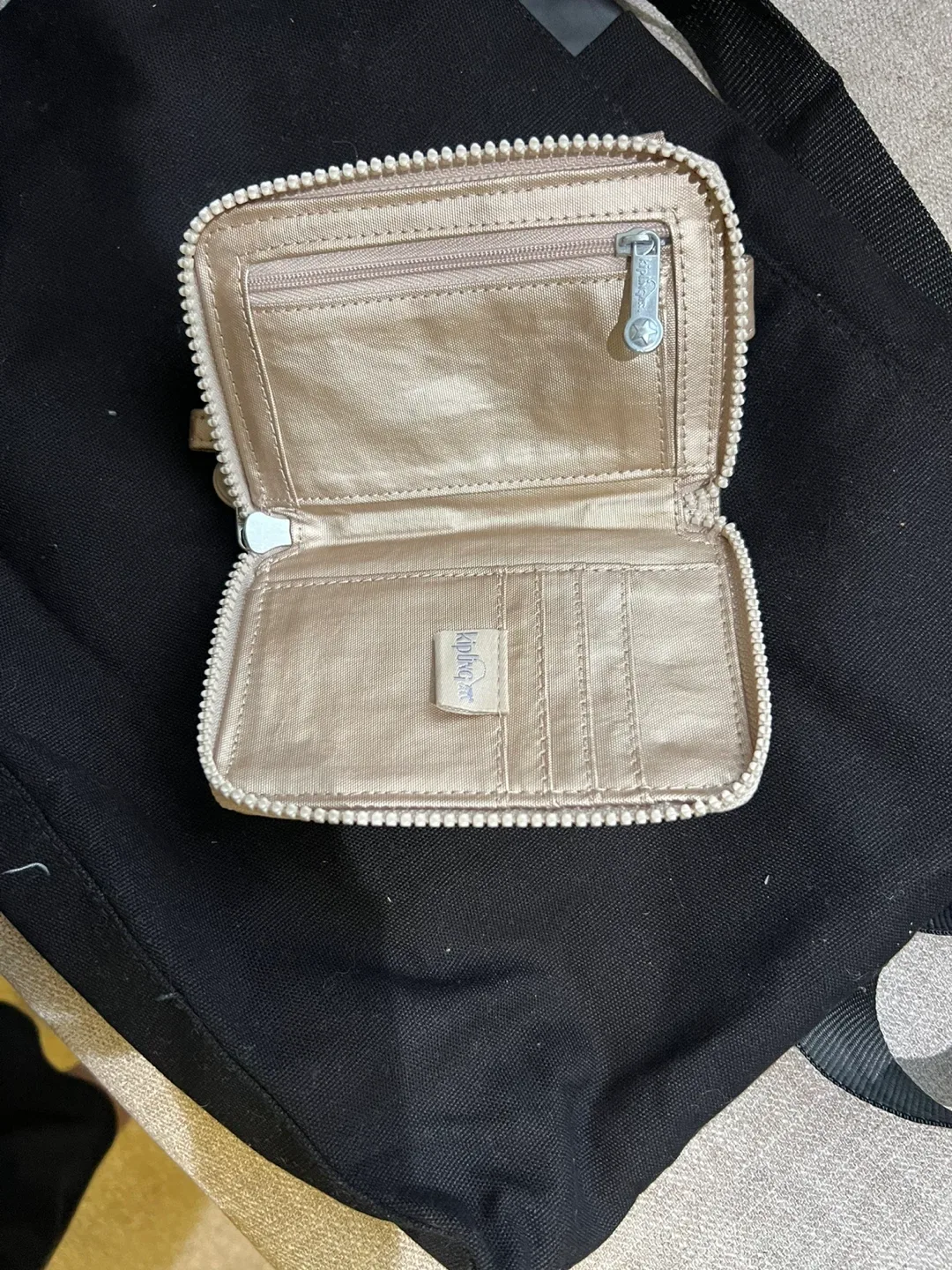 New Kipling Beige Wallet image indicator(3)