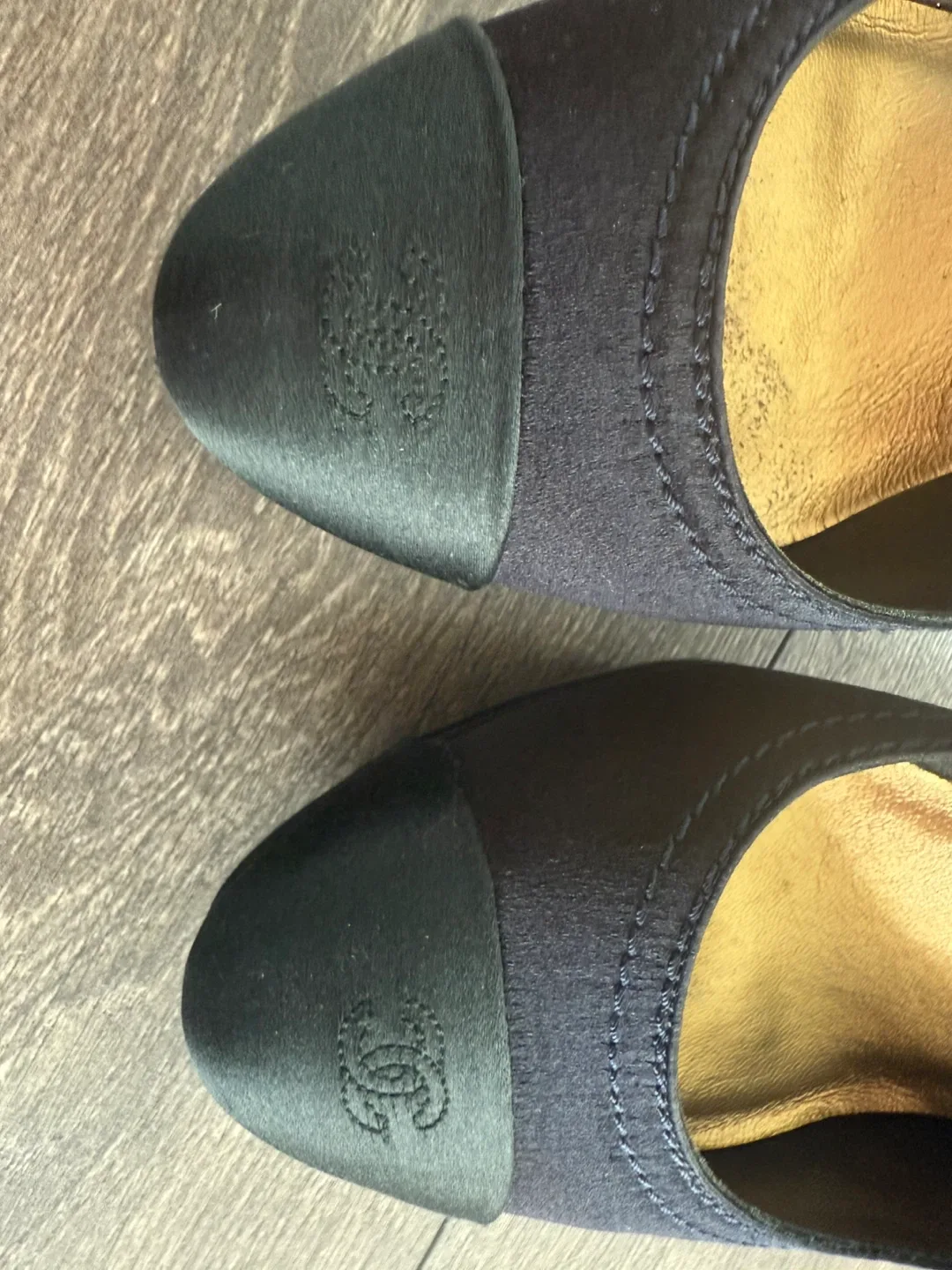 Chanel Black silk Heels 36.5 image indicator(3)