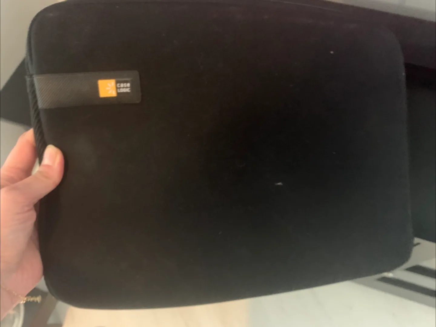 MacBook Air 13” with Case Logic Sleeve image indicator(3)