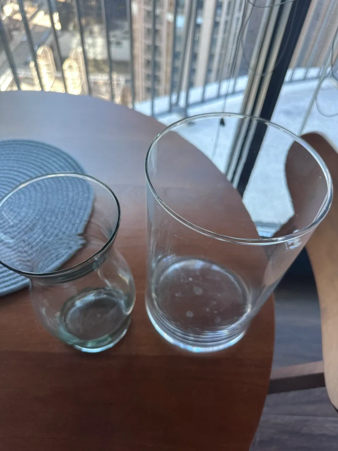 Glass Flower Vases - Set of 2 image indicator(3)