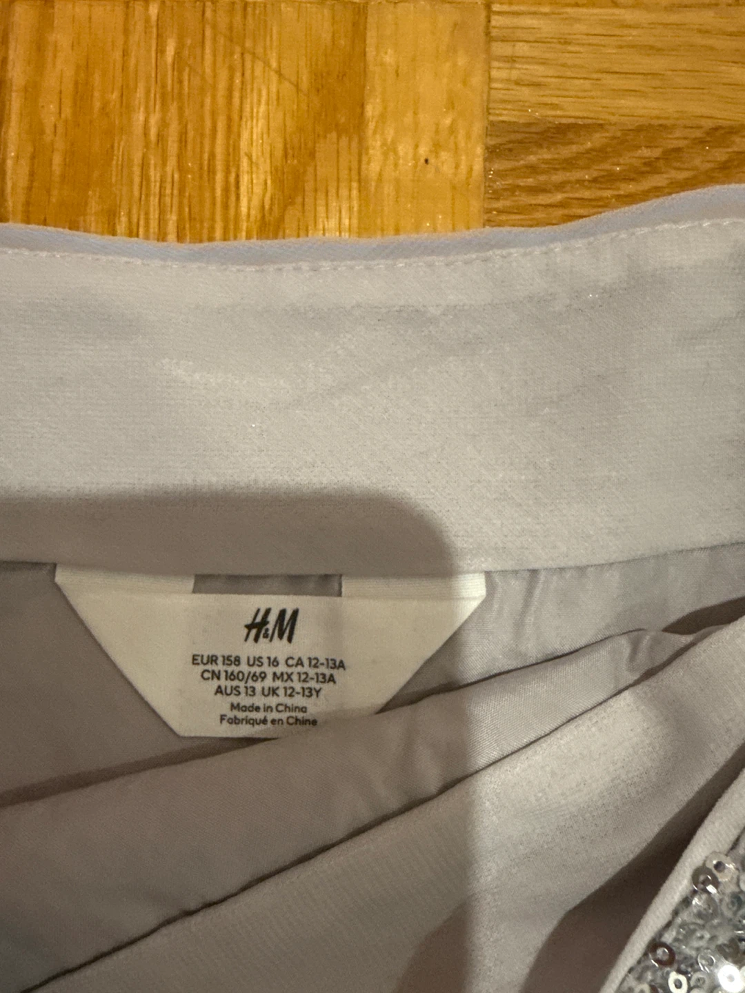 H&M Sequin Skirt - Size 16 - photo 2