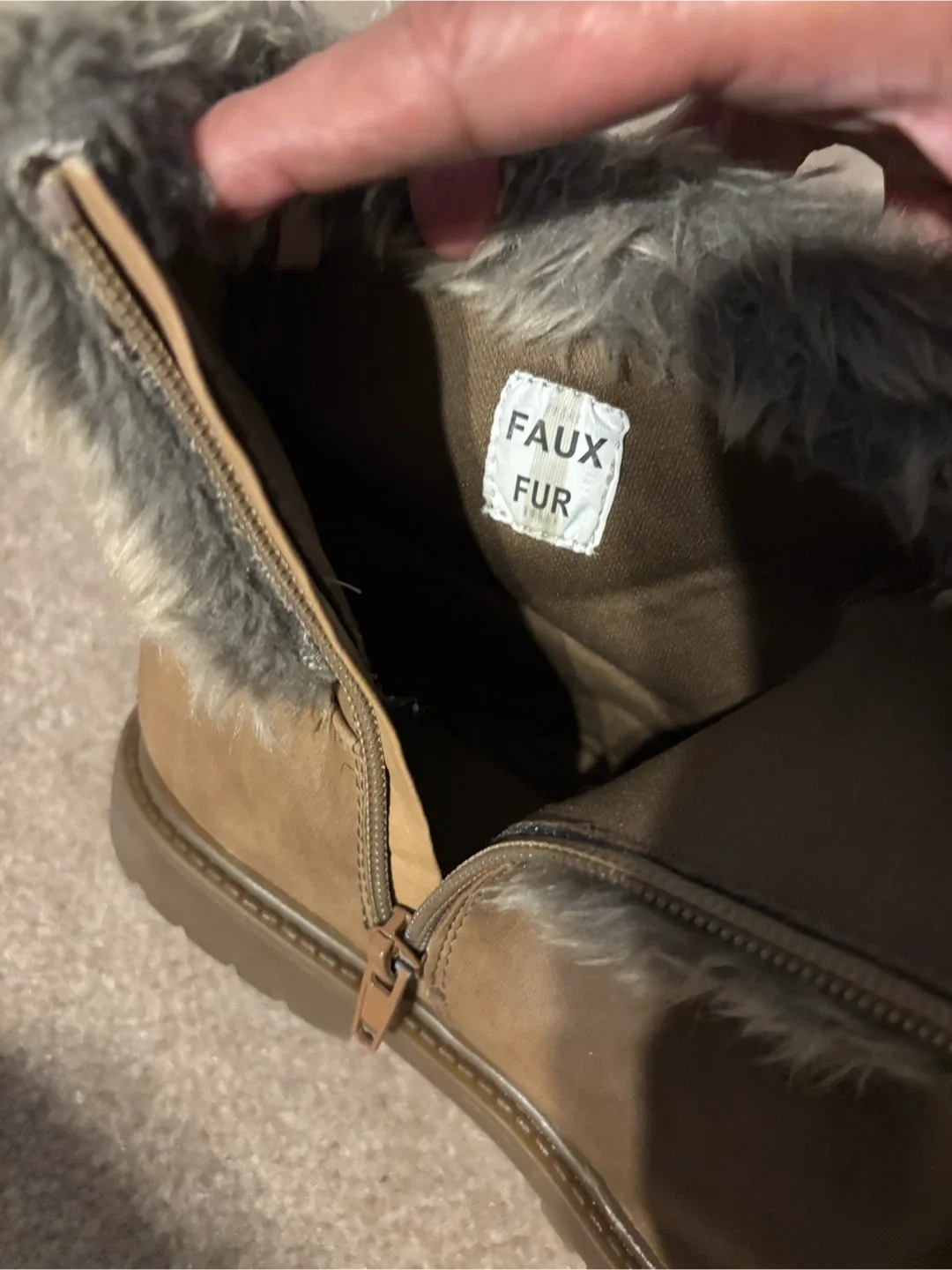 Beautiful Faux Fur Winter Boots (size 4) image indicator(6)