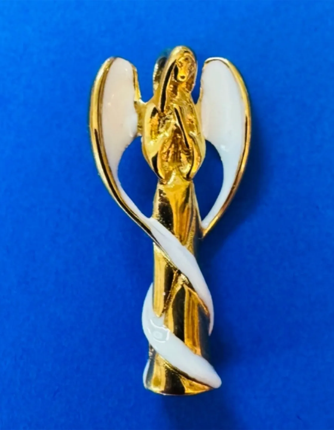ANGEL Pendant 18K Gold Plated with Snow White ENAMELING