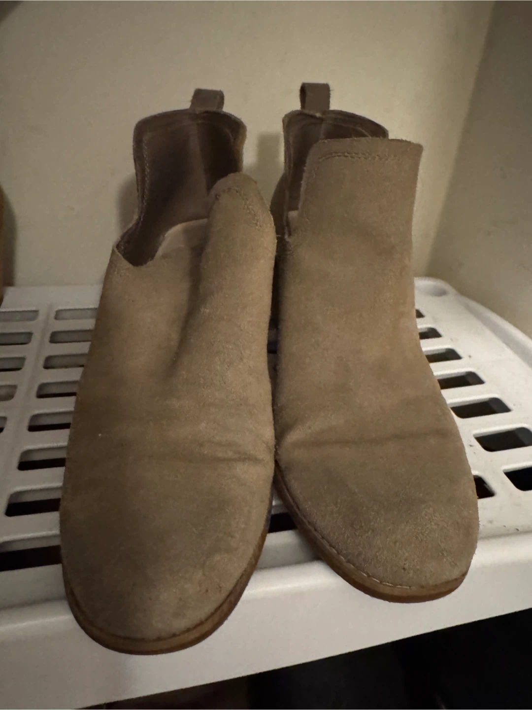 Suede wedge booties - photo 3